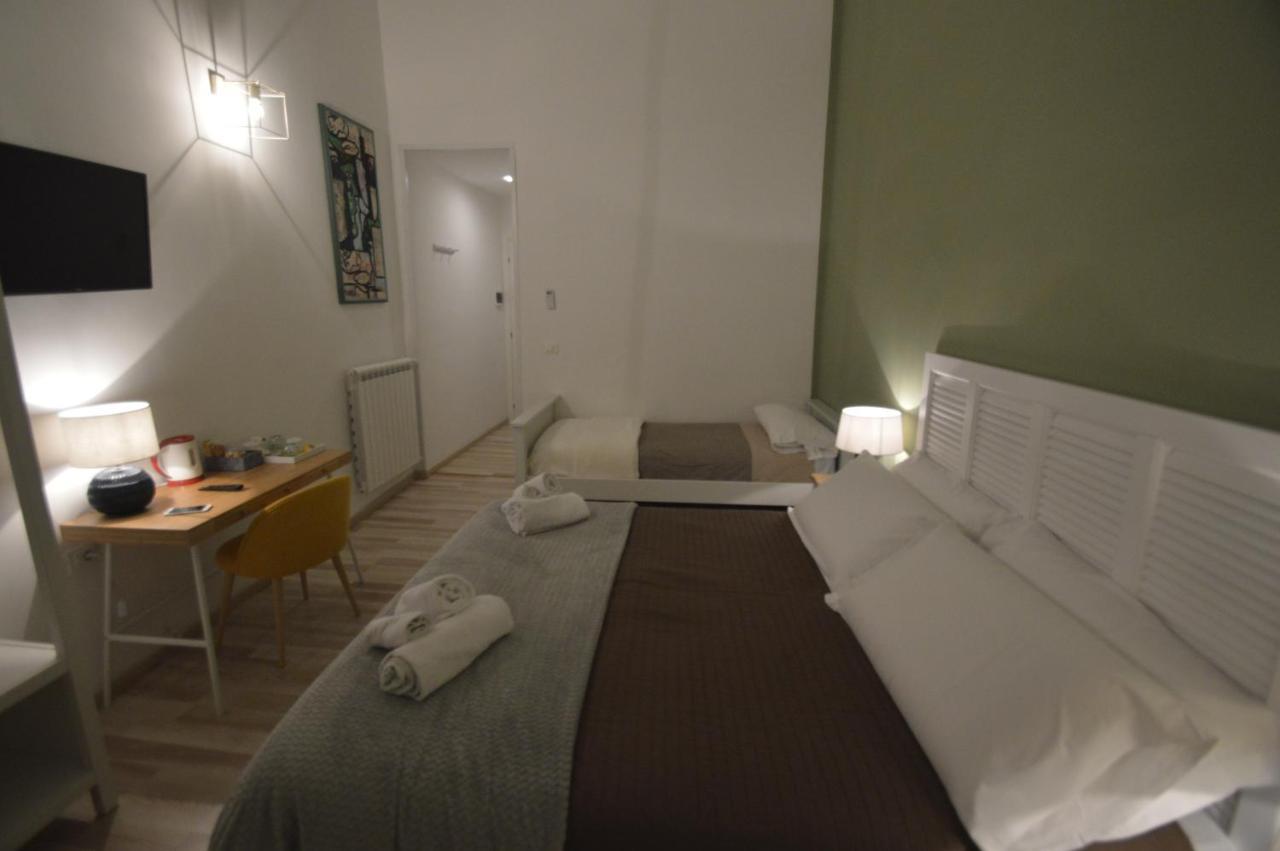 Bed and Breakfast Just Sleep Nápoles Exterior foto